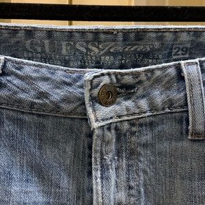 Guess jeans size 29